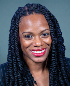 Summer L. Lee, official photograph