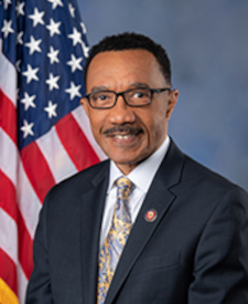 Kweisi Mfume, official photograph